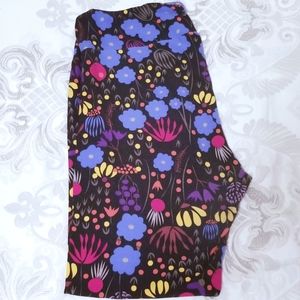 LuLaRoe Tall and Curvy Legging